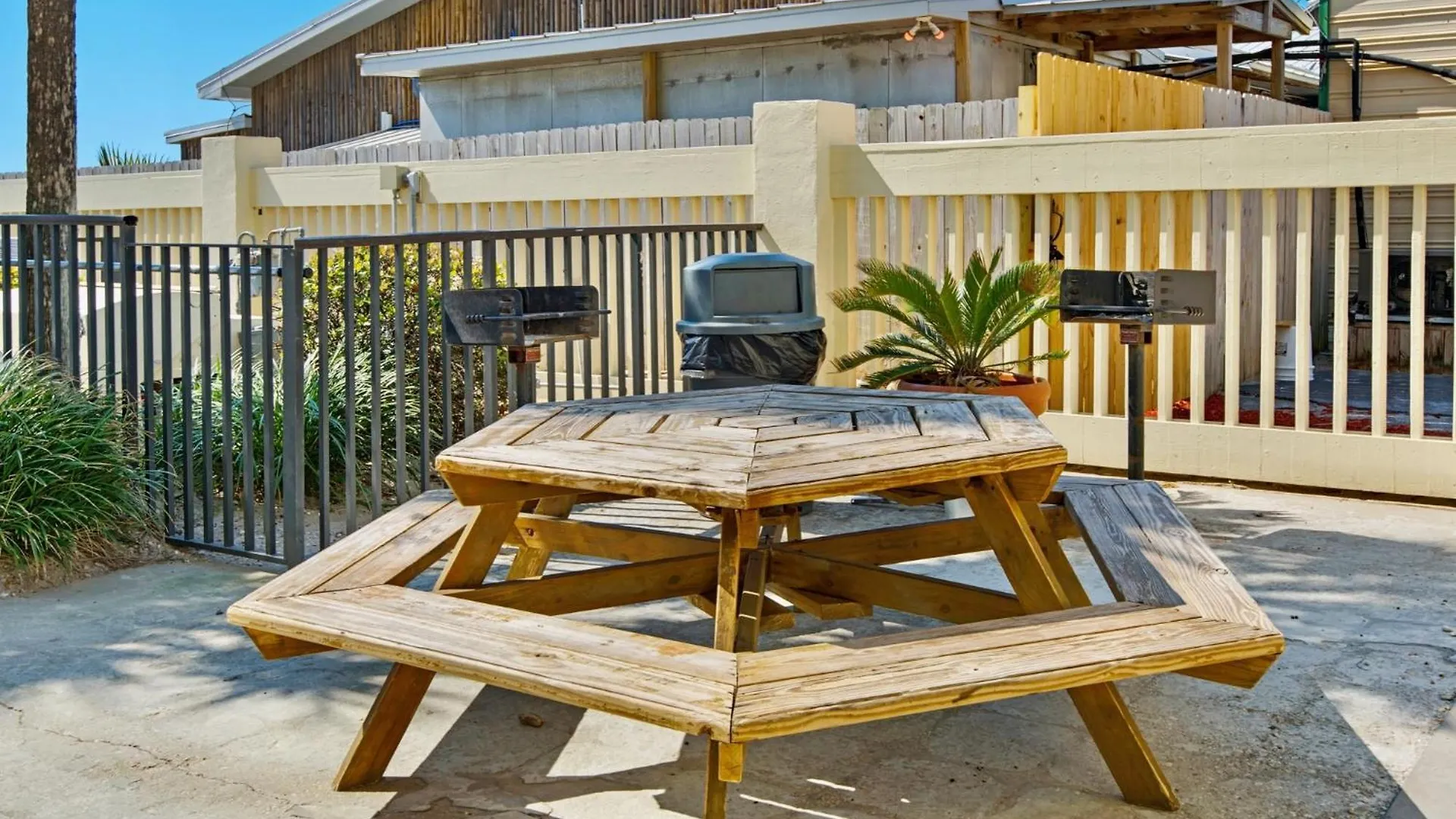 Sunbird Resort! Direct Beachfront Condo! Free Beach Chairs! By Dolce Vita Getaways Pcb Panama City Beach 0*,